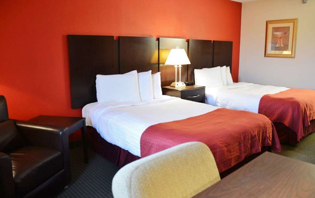 Country Hearth Inn & Suites Kenton - photo 18