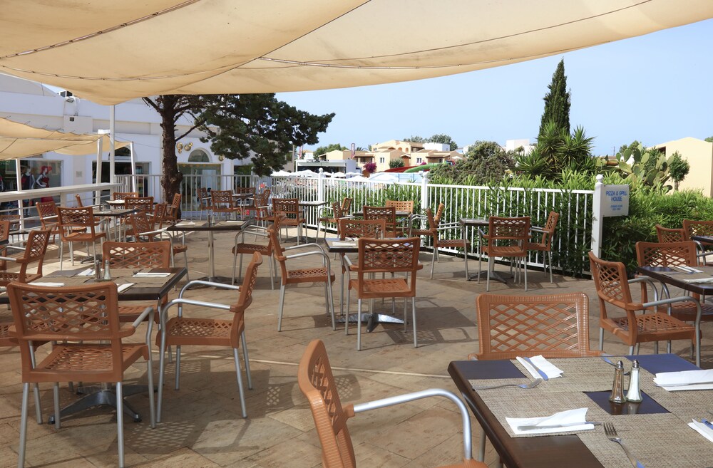 מזון ומשקאות