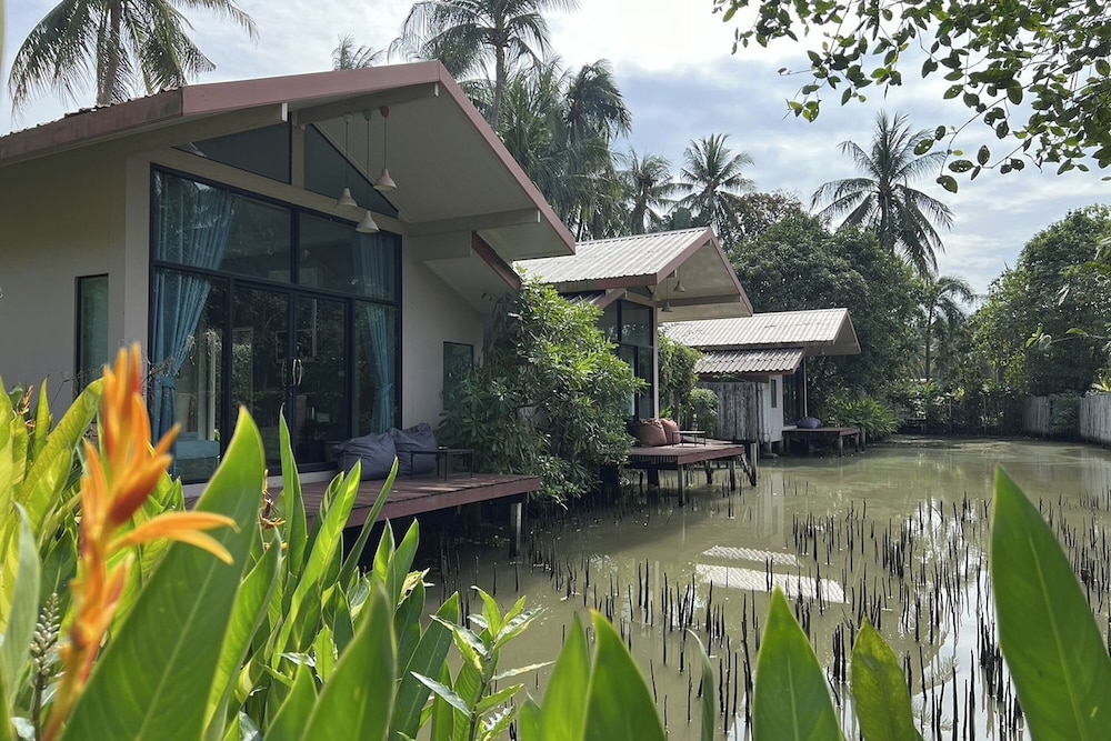 Kalacanal Resort in Amphawa, Thailand