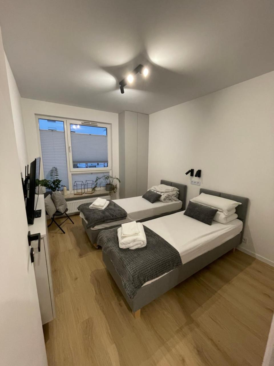 Apartament 4 Bed 2 Room Warsaw — 4-Star Luxury Hotel in Warsaw, Poland