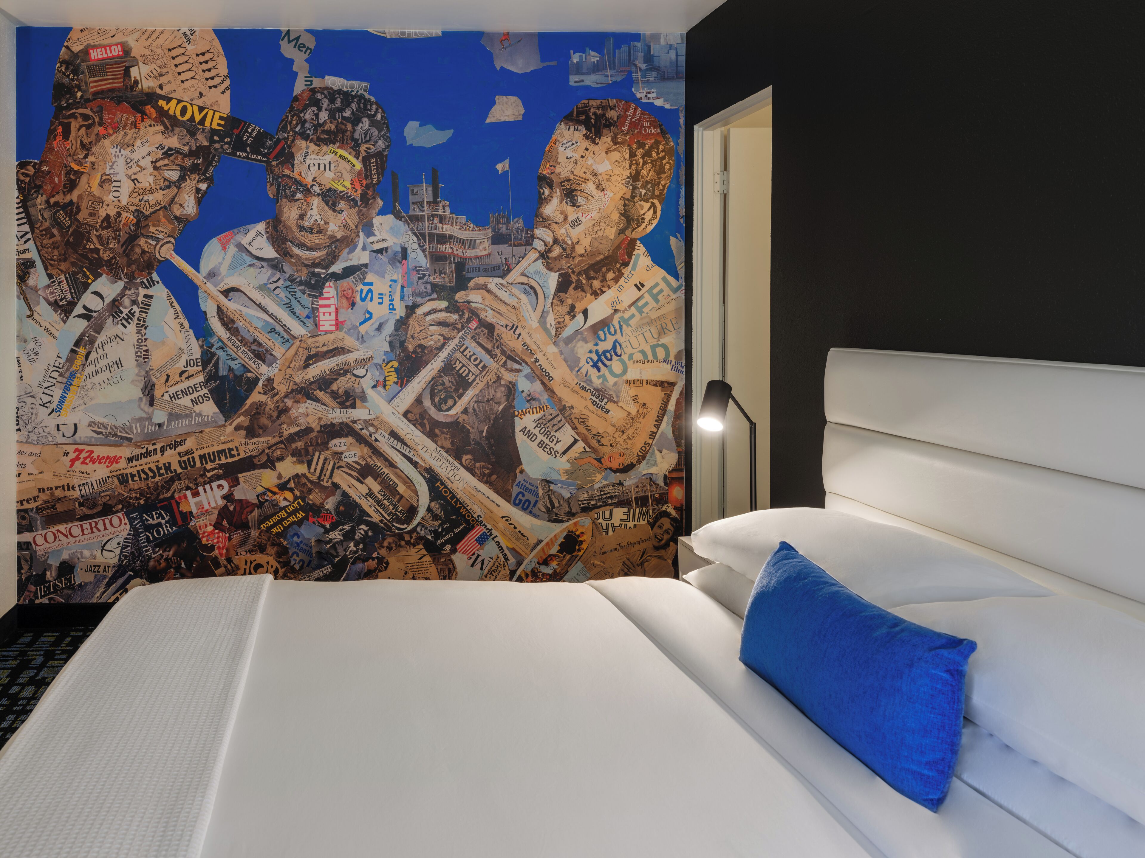 Jupiter Hotel - photo 15