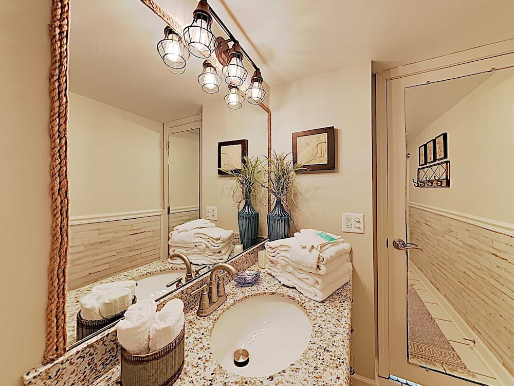 Regency Towers by Southern Vacation Rentals - photo 296