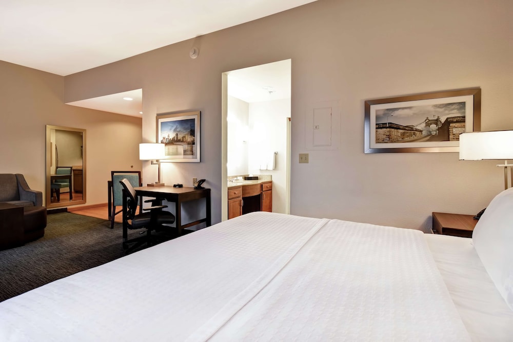 Homewood Suites by Hilton Cincinnati Milford - photo 12