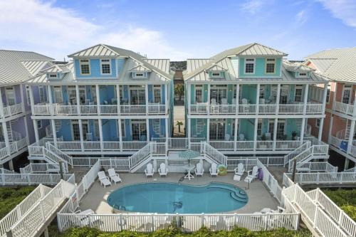 SC114A Half Turn Duplex — 4-Star Luxury Hotel in Santa Cruz, United States