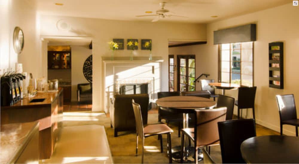 Casa Del Mar Inn - photo 33