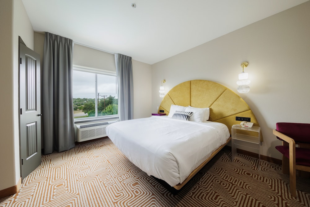 Blanco River Hotel - photo 15