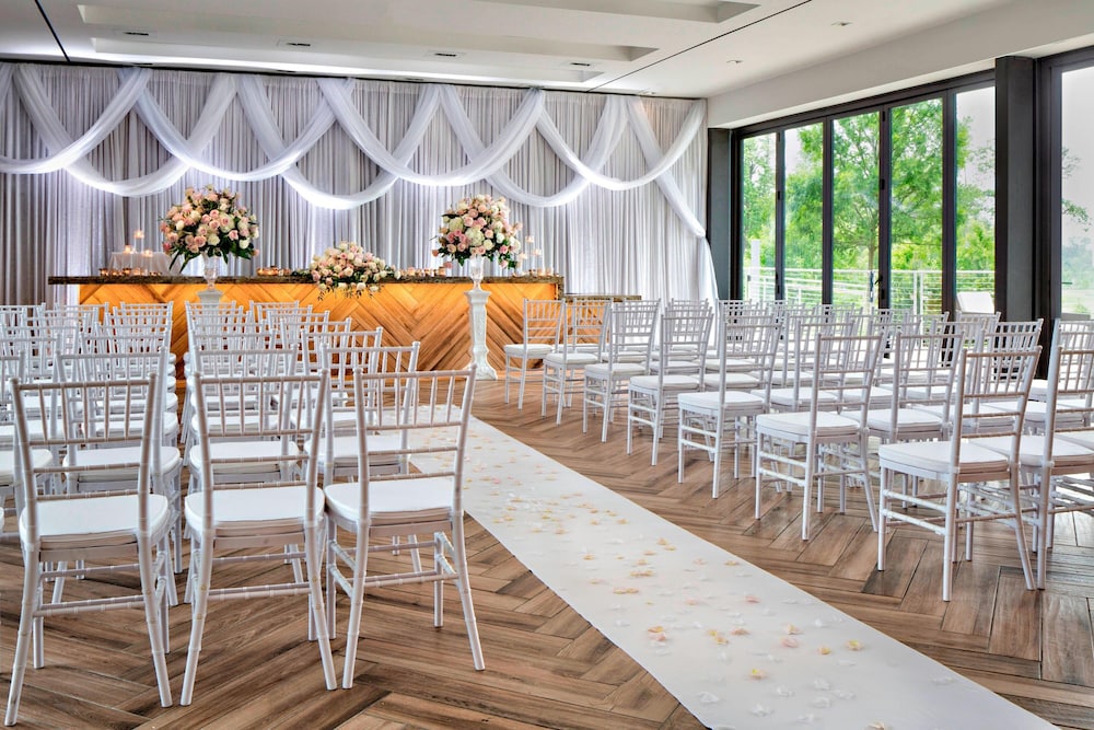 Houston Cityplace Marriott at Springwoods Village - photo 61