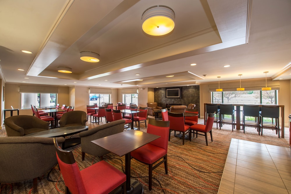 Holiday Inn Express Hotel & Suites Auburn by IHG - photo 40
