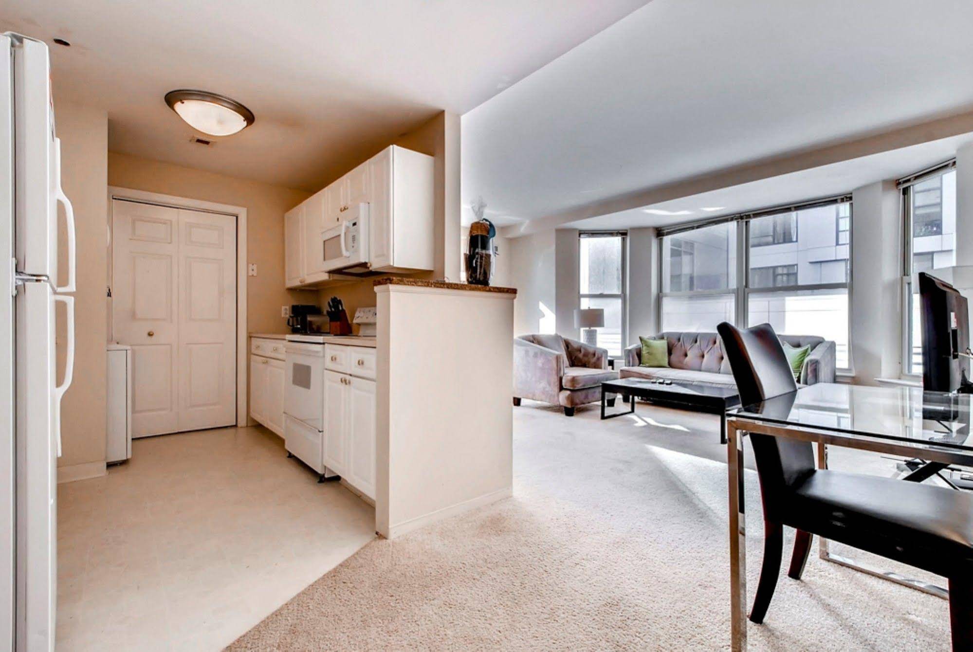 Global Suites at Victory Gardens - photo 13
