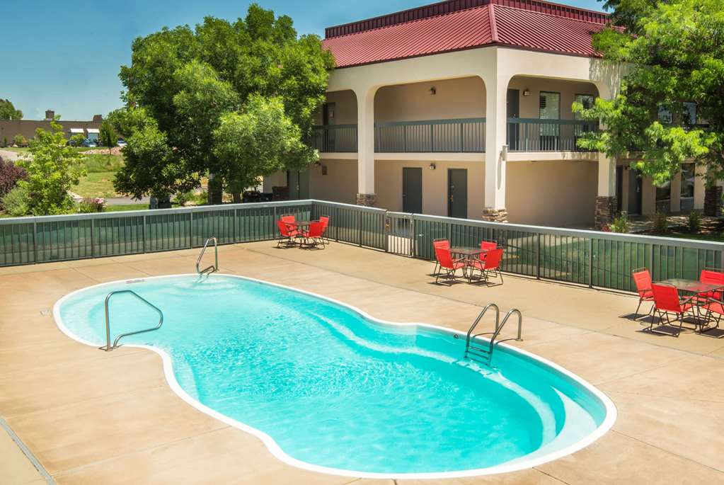 Travelodge by Wyndham Pueblo - photo 4