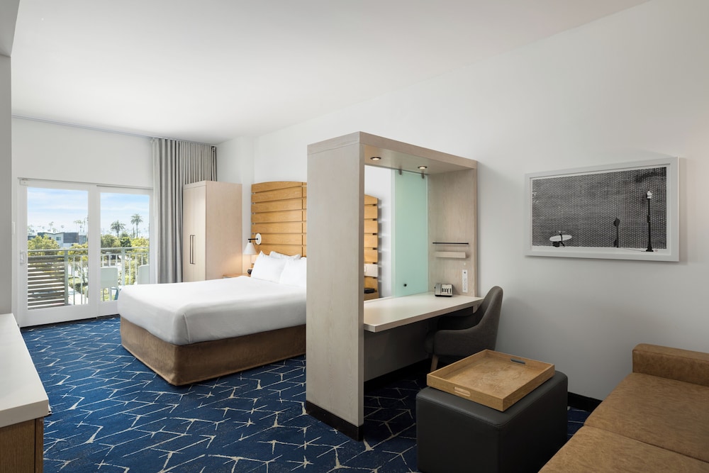 SpringHill Suites by Marriott Oceanside Beach - photo 33