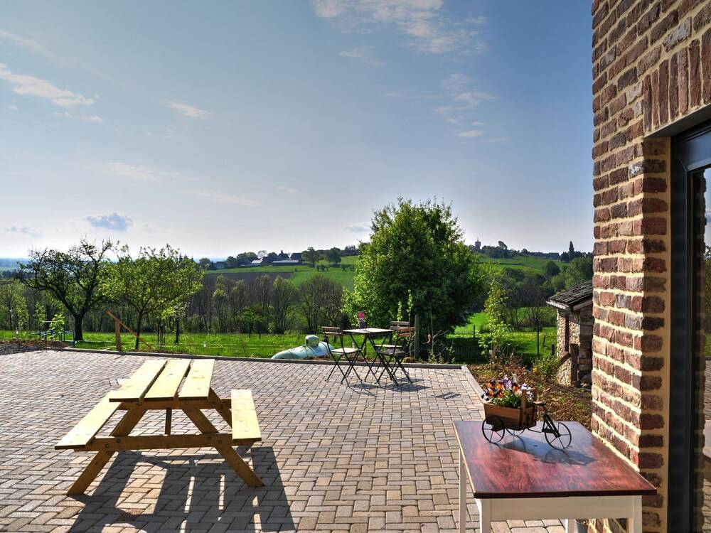 Le Petit Cheval Blanc — hotel in Plombieres