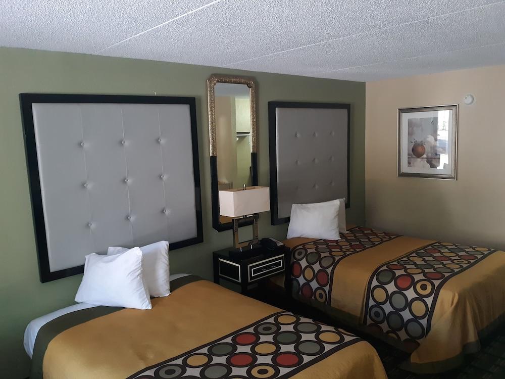 Super 8 Montgomery - photo 6