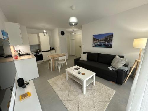 Domaine Eden Golfe 215 by Avecoeur in Cogolin, France