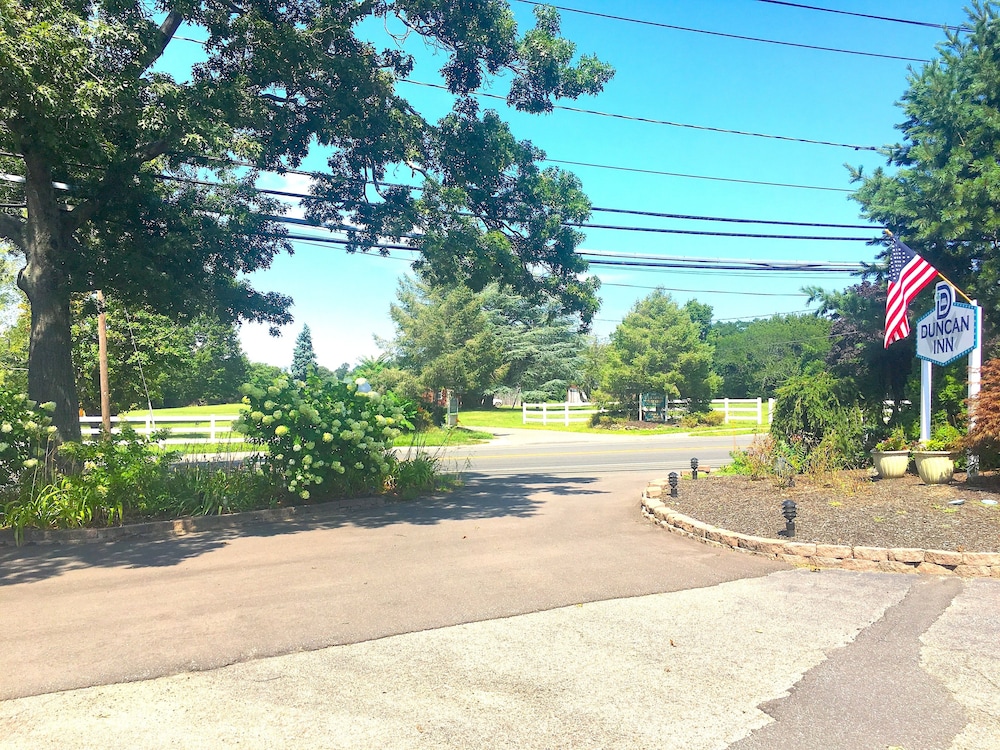 Shorewood Inn - photo 23