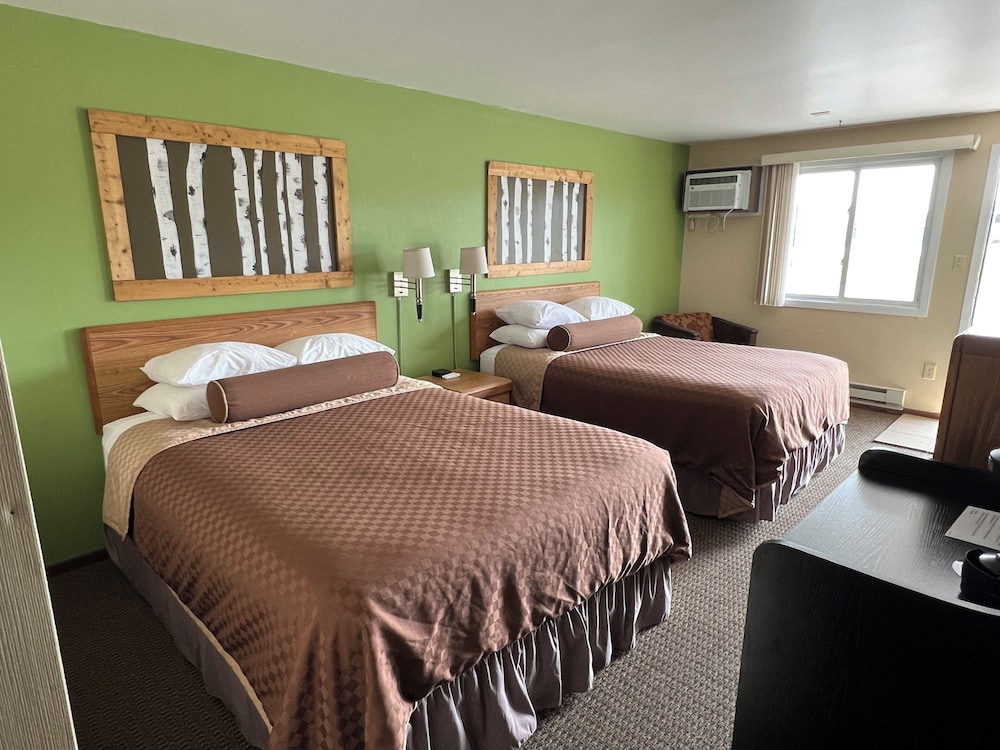 Cedar Hill Lodge - photo 18