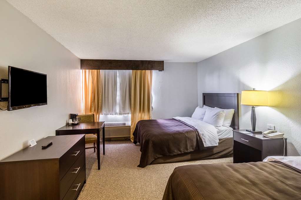 Clarion Inn near McAllen Airport - photo 10