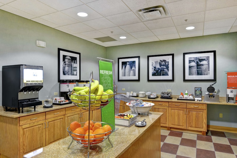 Hampton Inn Tunkhannock - photo 29