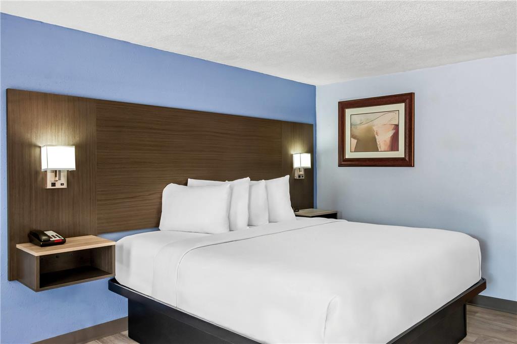 Travelodge by Wyndham Las Vegas NM - photo 26