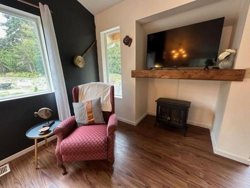 Pa Blue Mtn Bungalow — 4-Star Luxury Hotel in Port Angeles, United States
