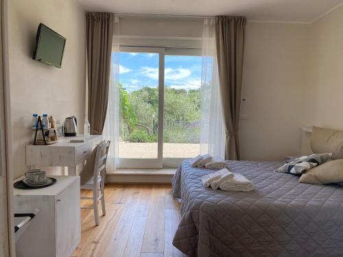 Podere Belsogno Camera rosmarino in Montalcino, Italy