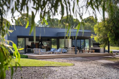 The Tempest I Private Properties — Quindalup