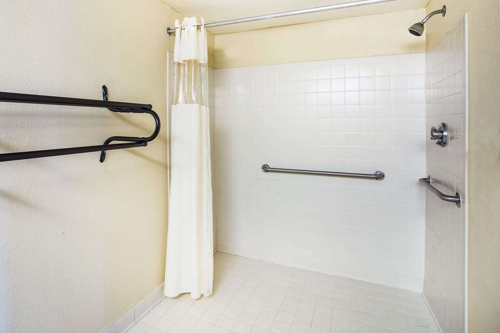 Howard Johnson by Wyndham Panama City - photo 11