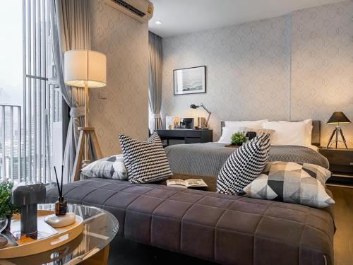 Modern High Rise 1BR Ultra Fast Wifi Sathorn