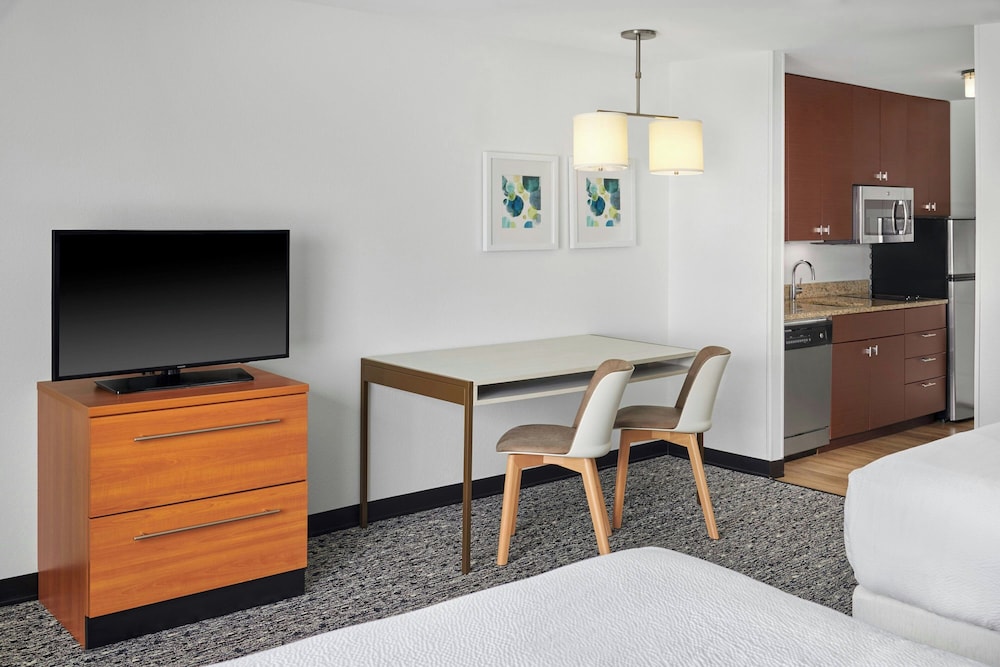 TownePlace Suites by Marriott Detroit Troy - photo 12