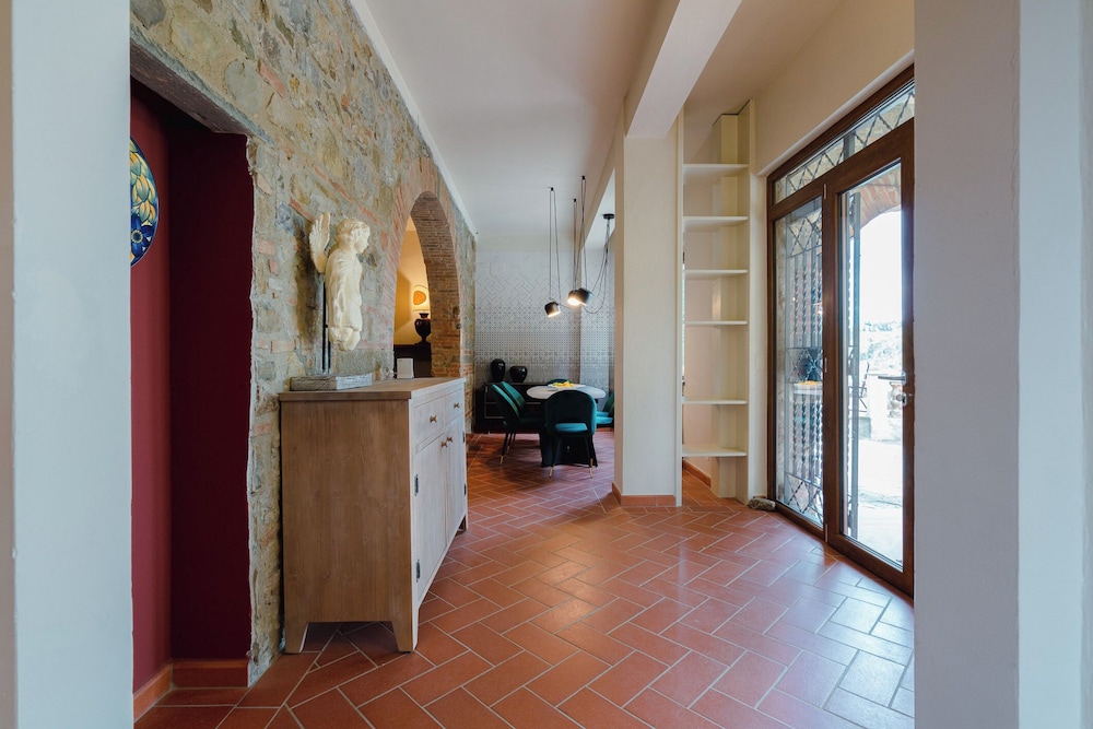 Riccimballa Luxury House — 4-Star Luxury Hotel in Impruneta, Italy