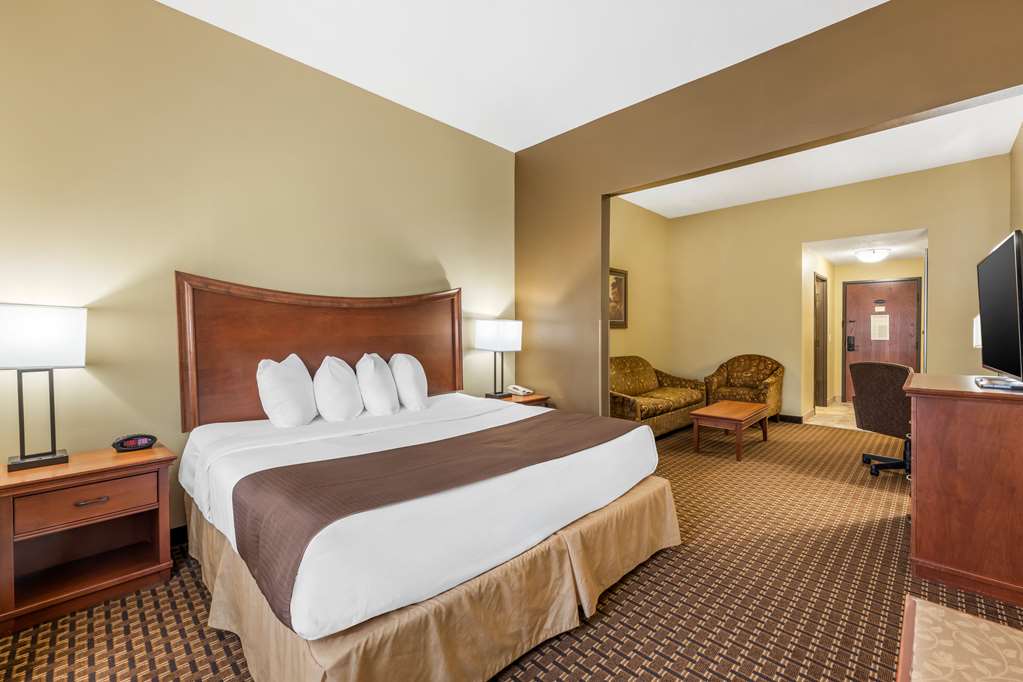 Best Western Plus Grand Island Inn & Suites - photo 3