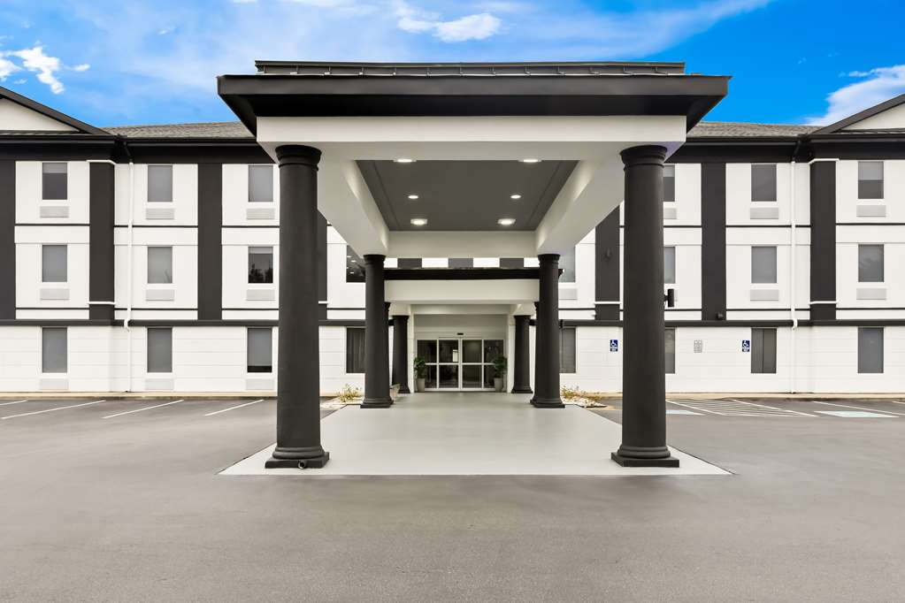 Sonesta Essential Savannah - photo 7