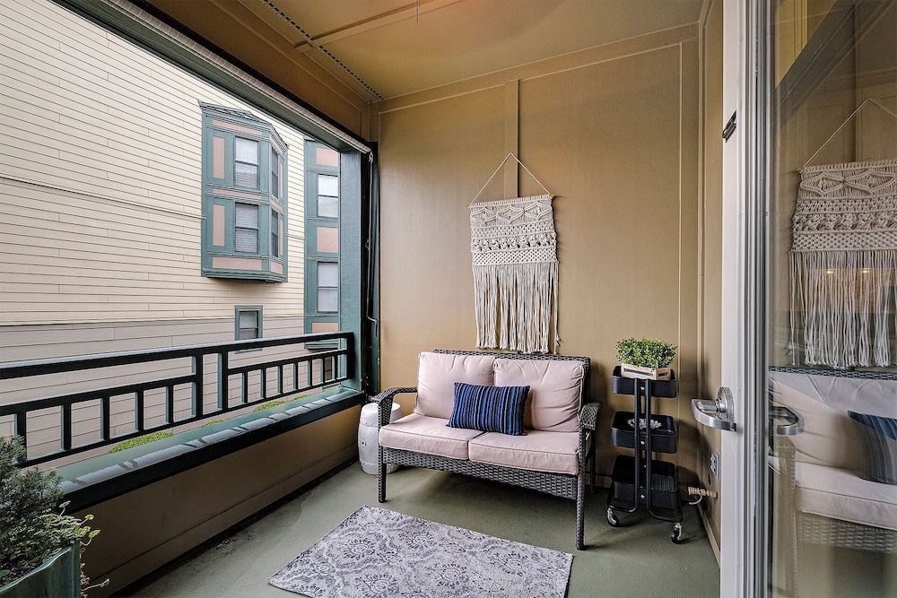 The Orenco Station Hotel - photo 107