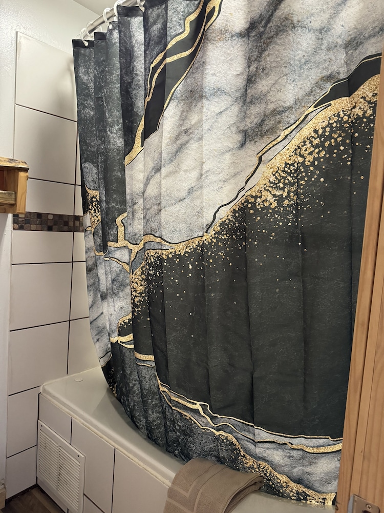 Kootenai Valley Motel - photo 13
