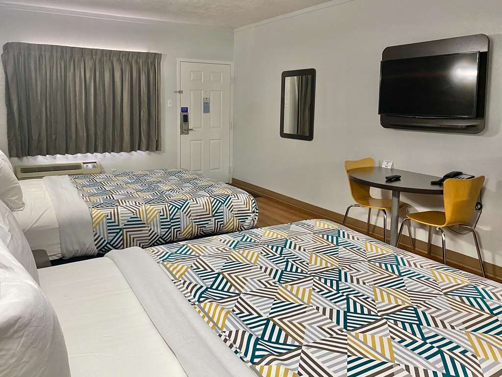 Motel 6 Huntington WV - photo 9