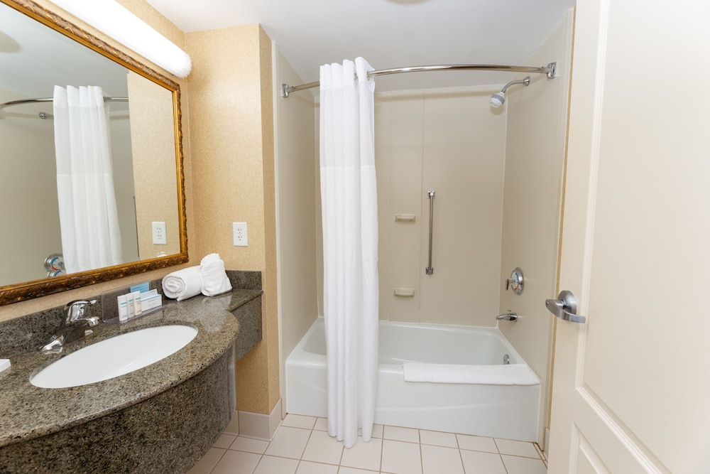 Hampton Inn Lawrenceville Duluth - photo 41