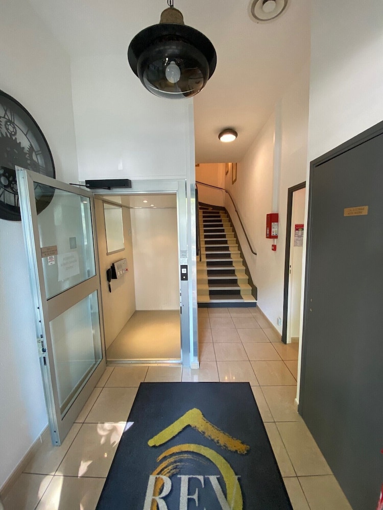 Rev Hotel — Lamalou-Les-Bains — photo 3