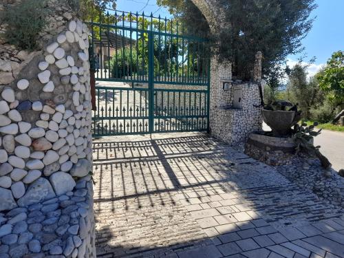 Villa Teresa — 4-Star Luxury Hotel in Peschici, Italy