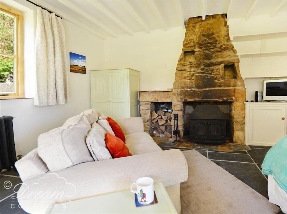 Valley View Farm Annexe in Lyme Regis, United Kingdom