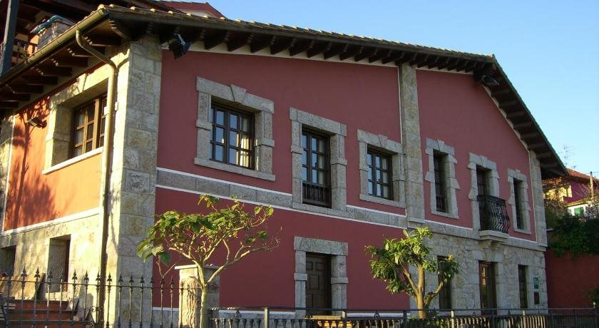 Hotel Rural La Curva in Ribadesella, Spain