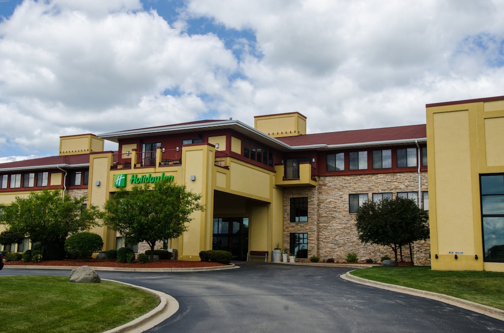 Holiday Inn Pewaukee Milwaukee West by IHG - photo 31