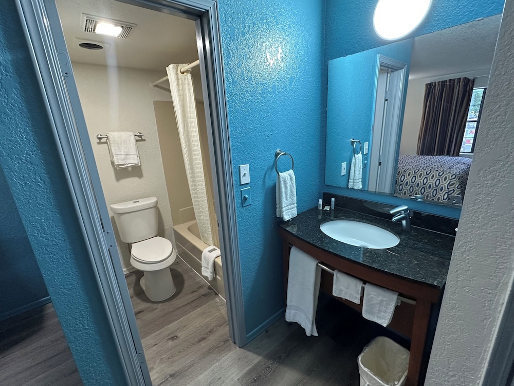 Medical Inn Oklahoma City - photo 16