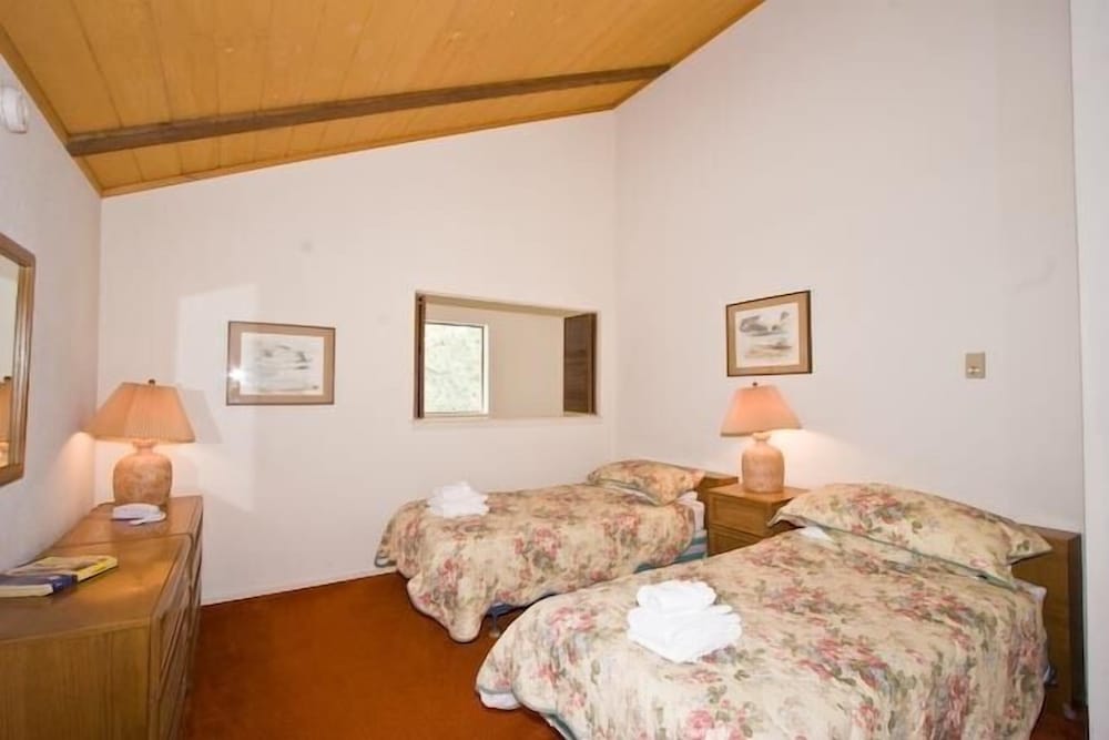 3397 Pinehill Road - photo 4