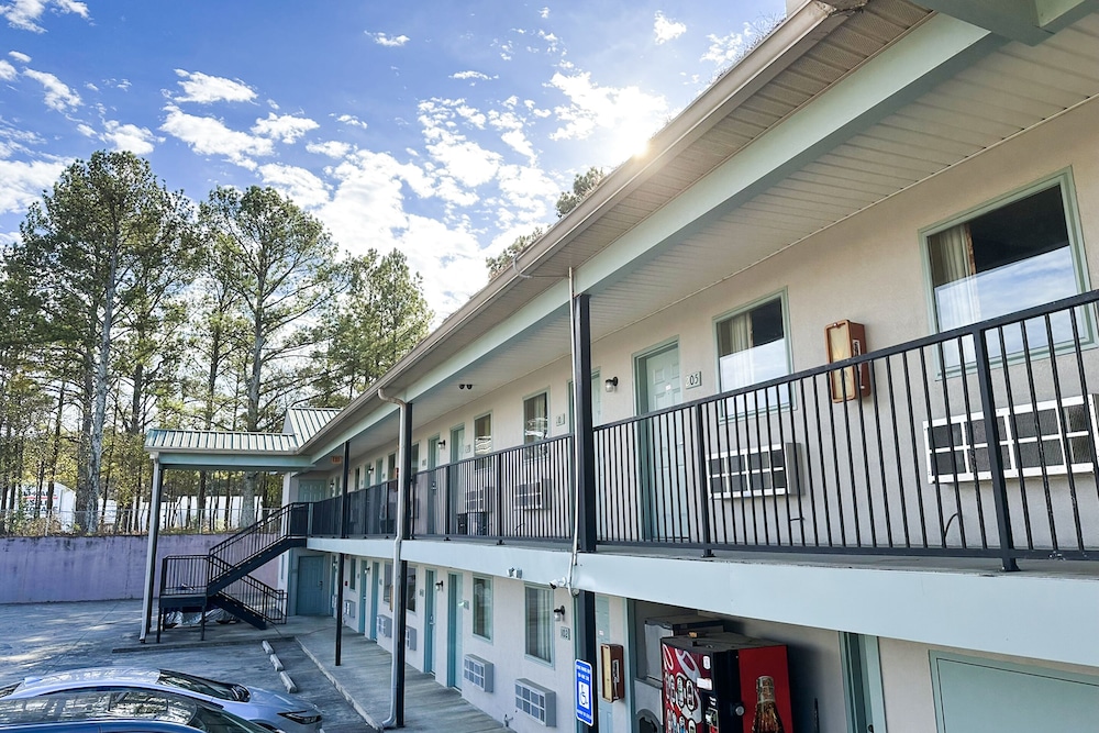 Garden Inn & Suites Rome Ga - photo 67