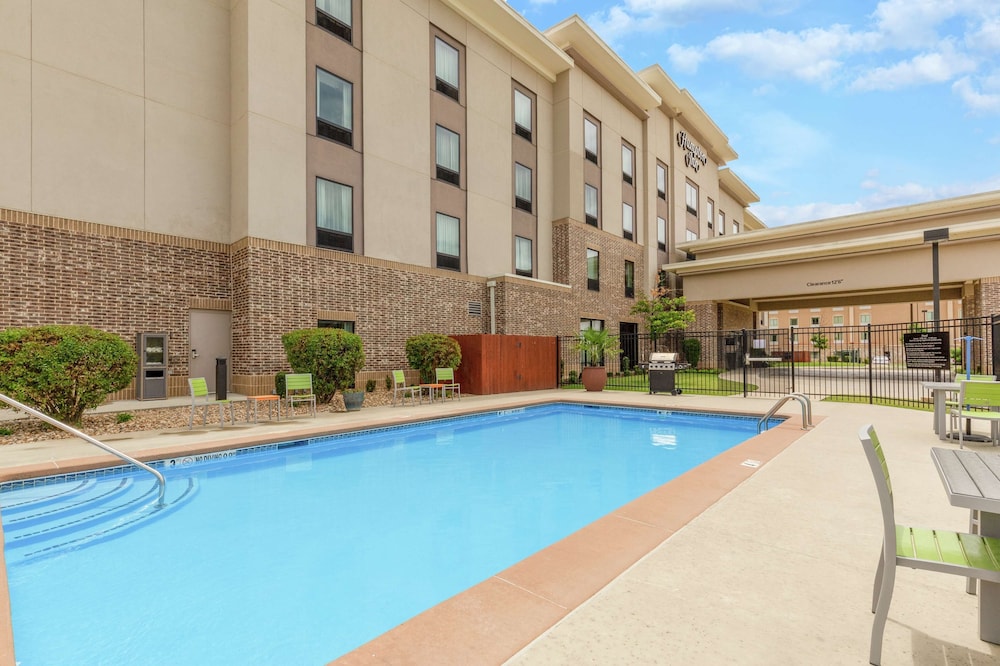 Hampton Inn Texarkana Arkansas - photo 20