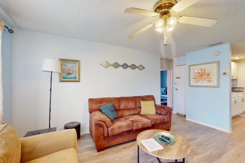 Seaside Escape - carbon neutral hotel in Ormond Beach