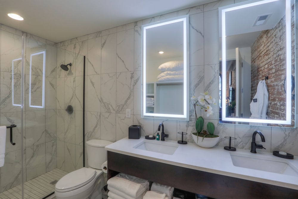 Studio 154 Luxury Hotel - photo 103