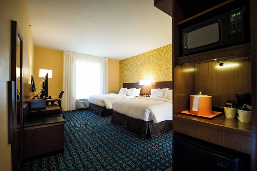 Fairfield Inn & Suites Cambridge - photo 19