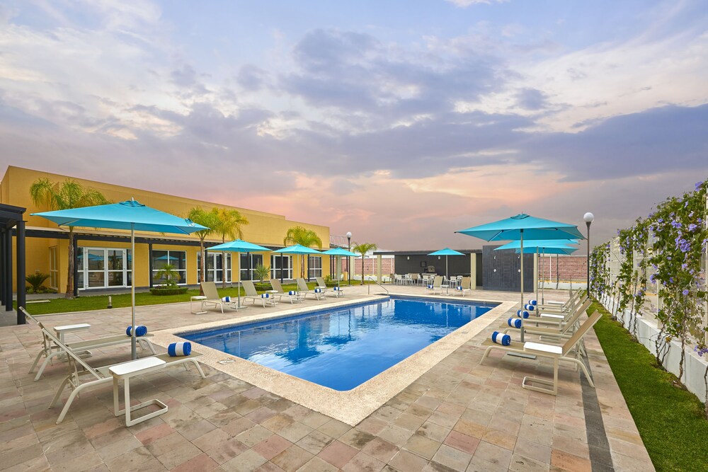Hotel Best Place Express — Zamora