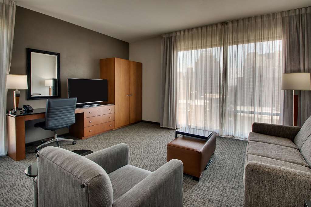 Drury Plaza Hotel San Antonio Riverwalk - photo 18
